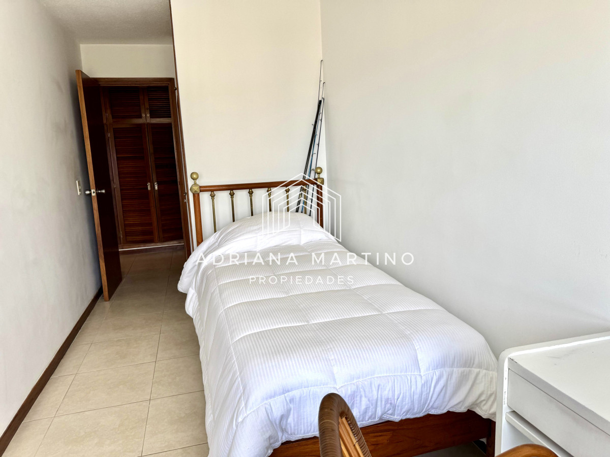 Apartamento ID.71489 - Apartamento en venta – Primera línea Playa Mansa, Punta del Este