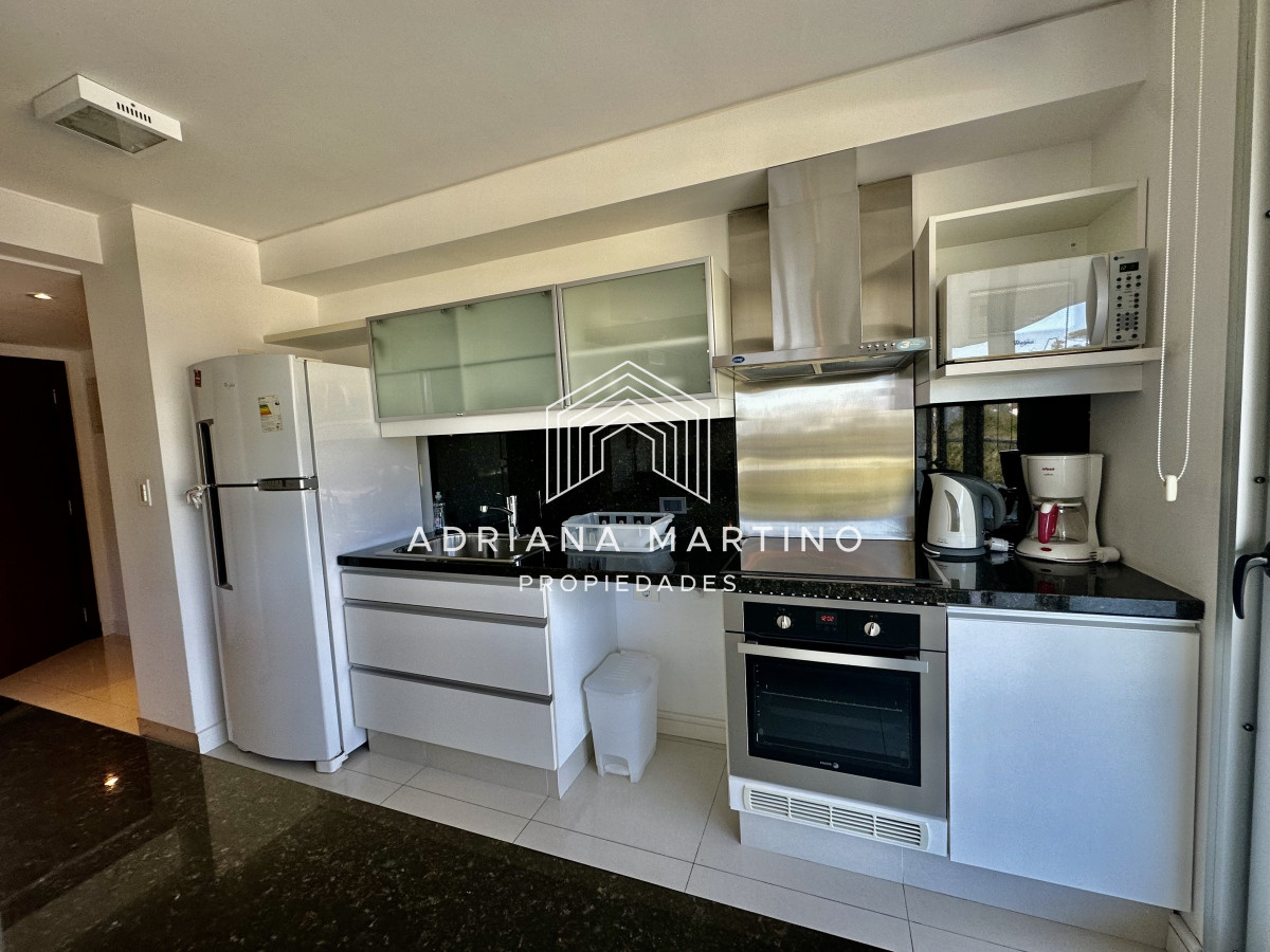 Apartamento ID.69816 -  Excelente apartamento en playa brava 