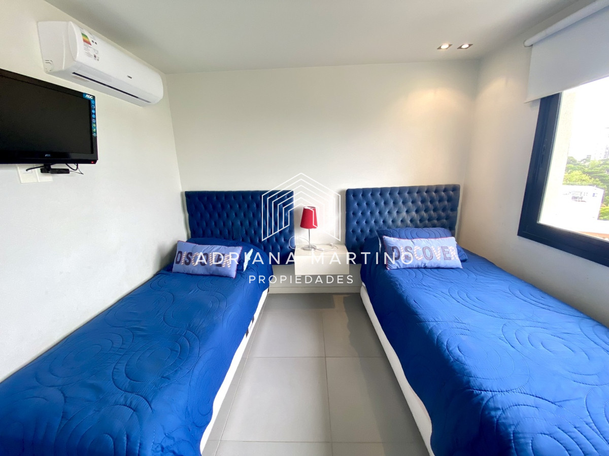 Apartamento ID.70548 - Excelente apartamento con increíbles  vistas a playa brava