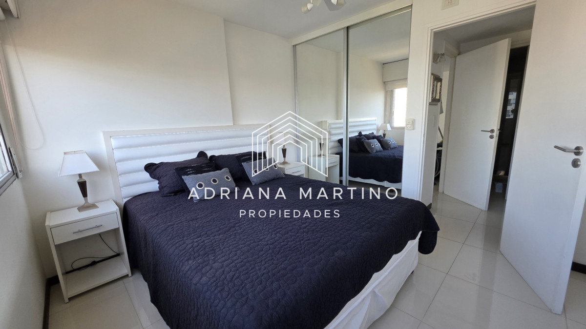 Apartamento ID.71713 - Amplio y luminoso Apto de 3 dormitorios, sobre Roosevelt