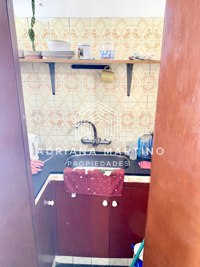 Apartamento ID.71592 - Apartamento en venta en pleno centro de Piriápolis, a pasos de la playa y de todos los servicios.