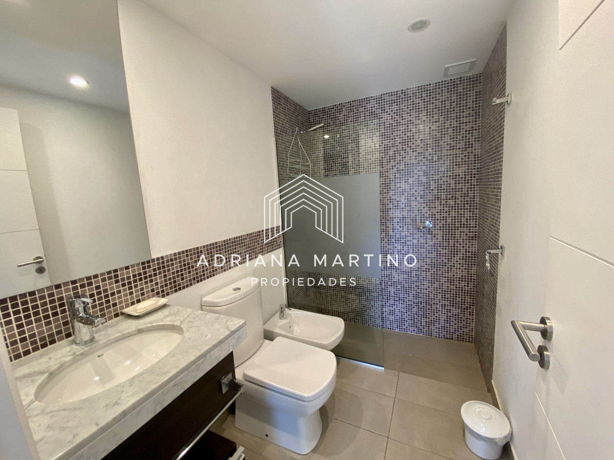 Apartamento ID.69741 - Excelente apartamento en playa brava 