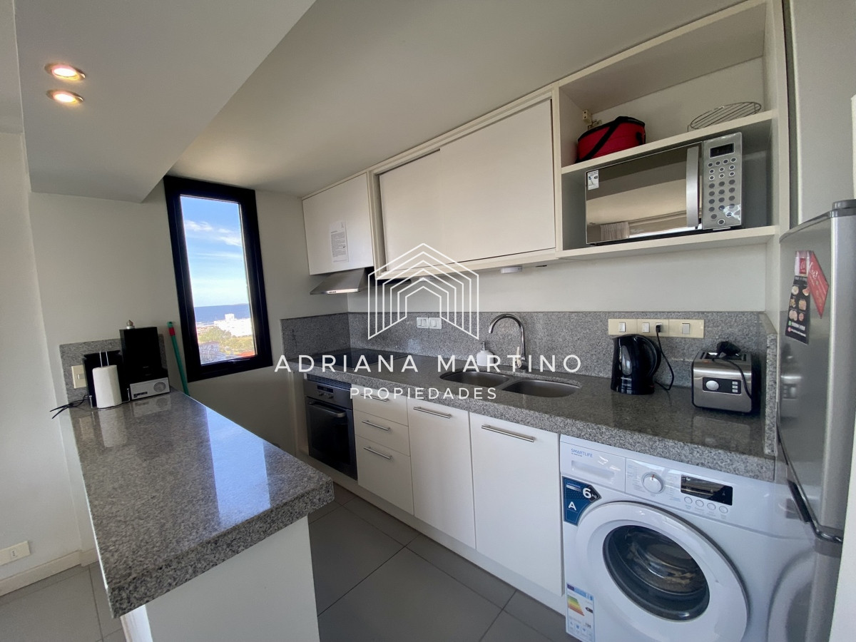 Apartamento ID.70186 - Brava muy cerca Del Mar edificio con servicios 