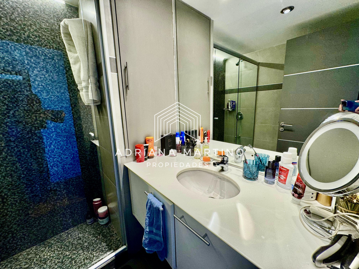 Apartamento ID.67231 - Espectacular Pent House en mansa con vista a la laguna.