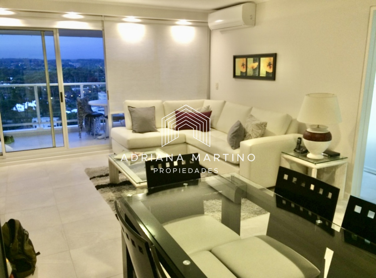 Excelente apartamento con vista al mar - GoPunta - Portal Inmobiliario de Punta del Este - Maldonado