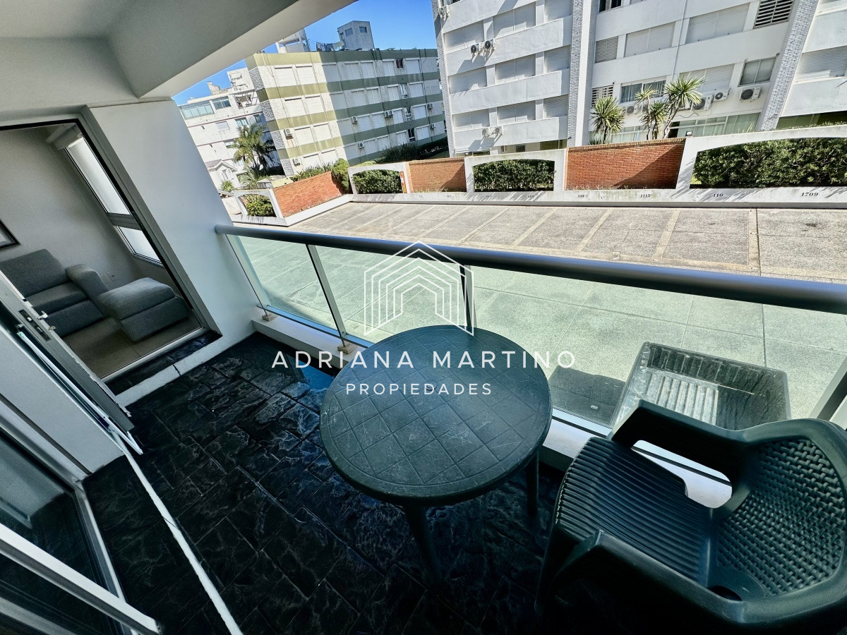 Apartamento ID.67159 - Apartamento en venta - playa mansa, Punta del este 