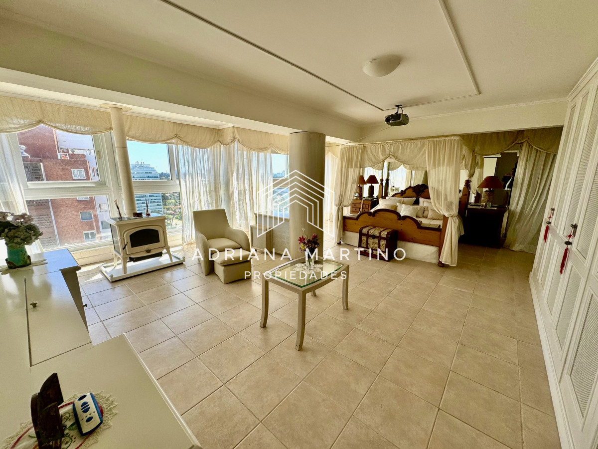 Apartamento ID.36818 - Excelente penthouse en primera línea 