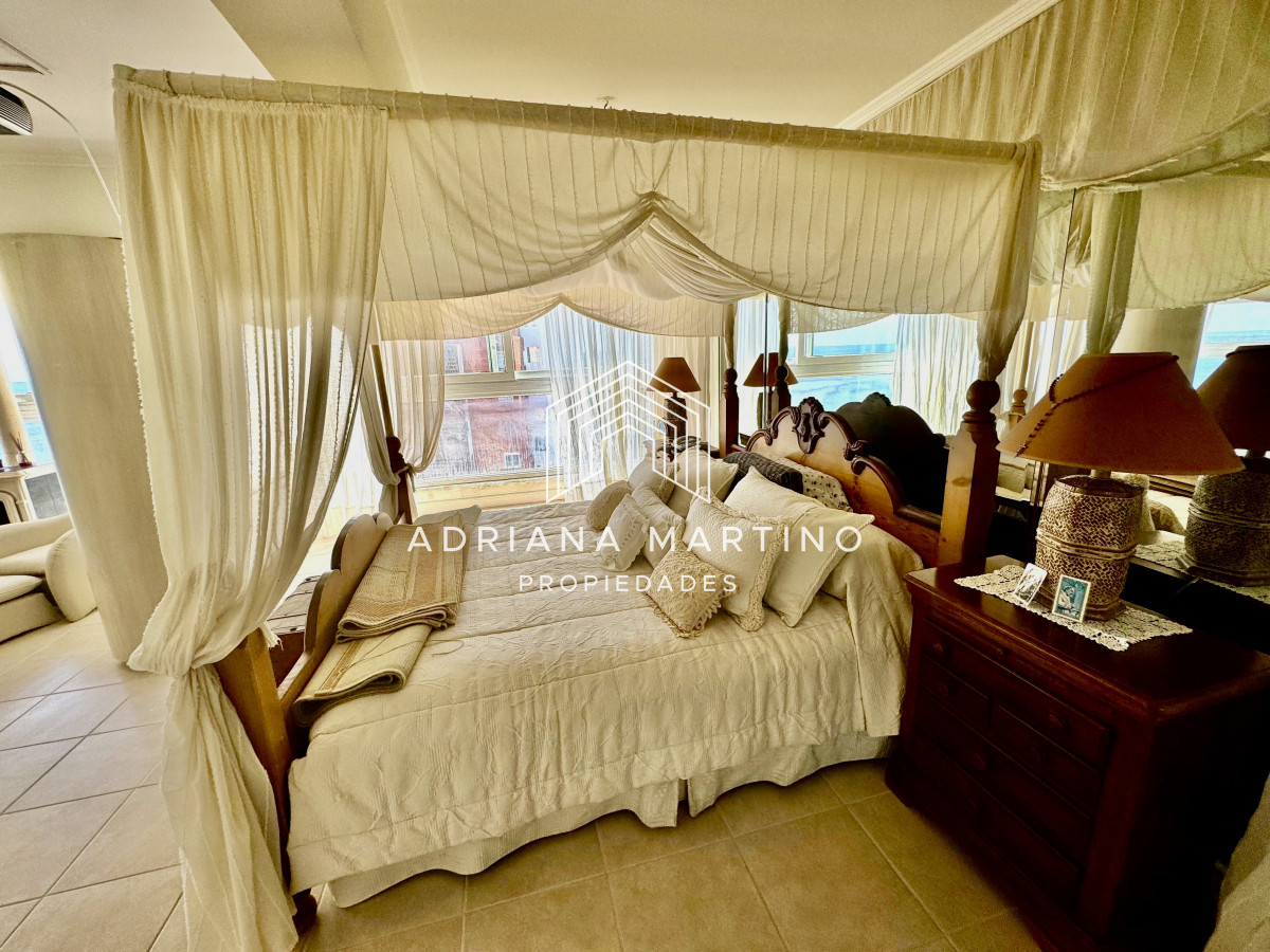 Apartamento ID.36818 - Excelente penthouse en primera línea 