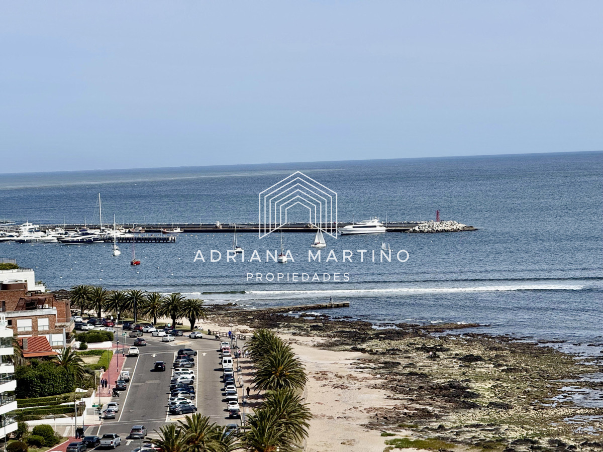Apartamento ID.71489 - Apartamento en venta – Primera línea Playa Mansa, Punta del Este