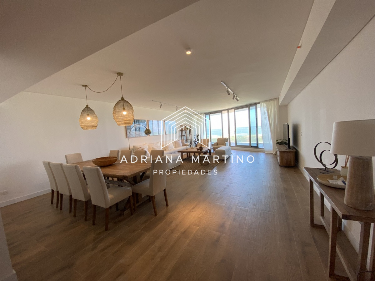 Apartamento ID.70273 - Excelente apartamento en venta primera línea playa brava 