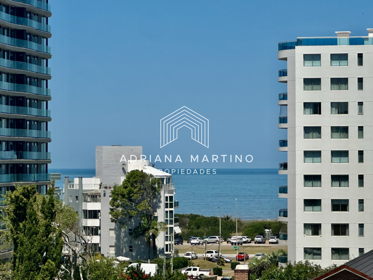 Apartamento ID.69770 - Excelente apartamento en venta a metros de Playa Brava