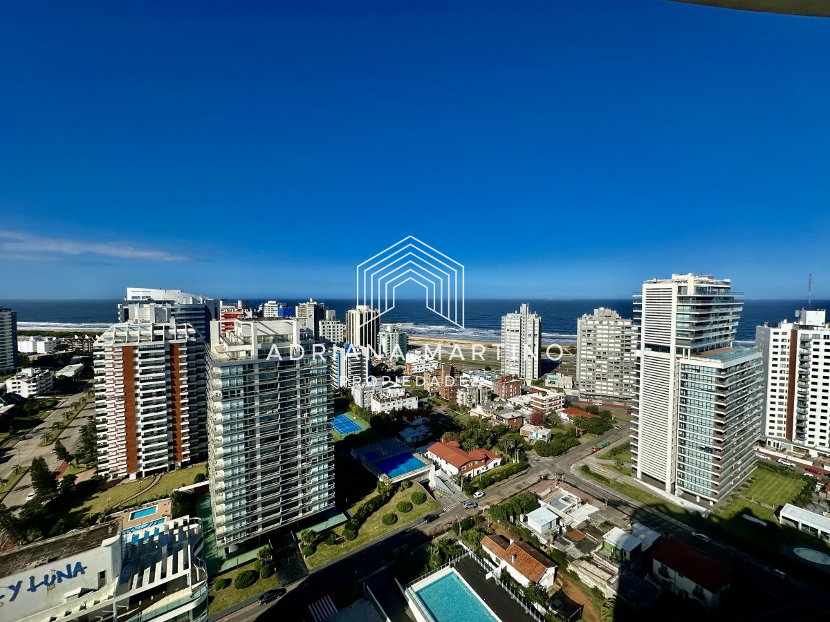 Apartamento ID.70790 - Excelente apartamento en alquiler anual 