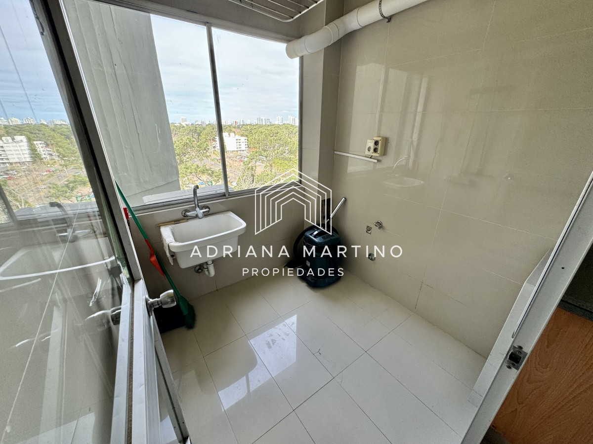 Apartamento ID.70854 - Cómoda planta en punta del este 
