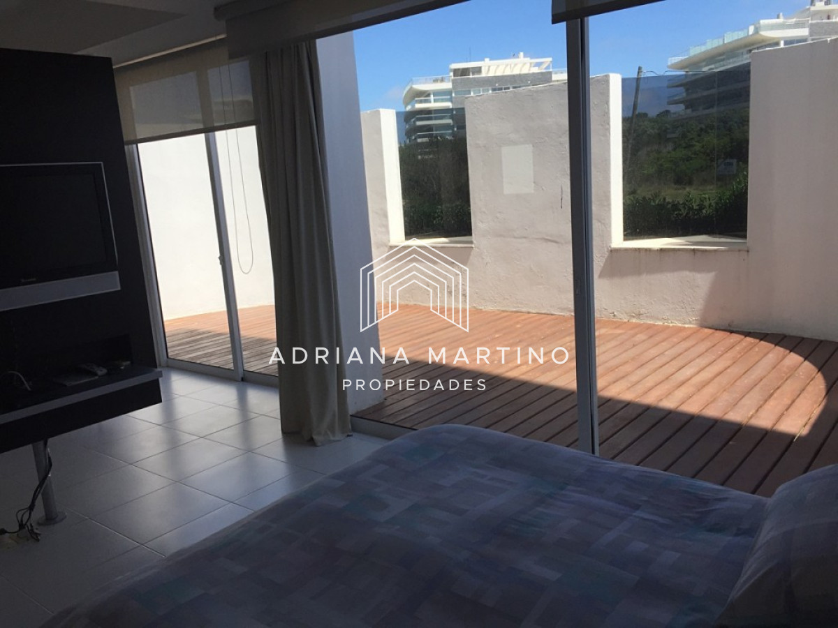 Apartamento ID.69322 - Espectacular departamento en primera línea de la brava 