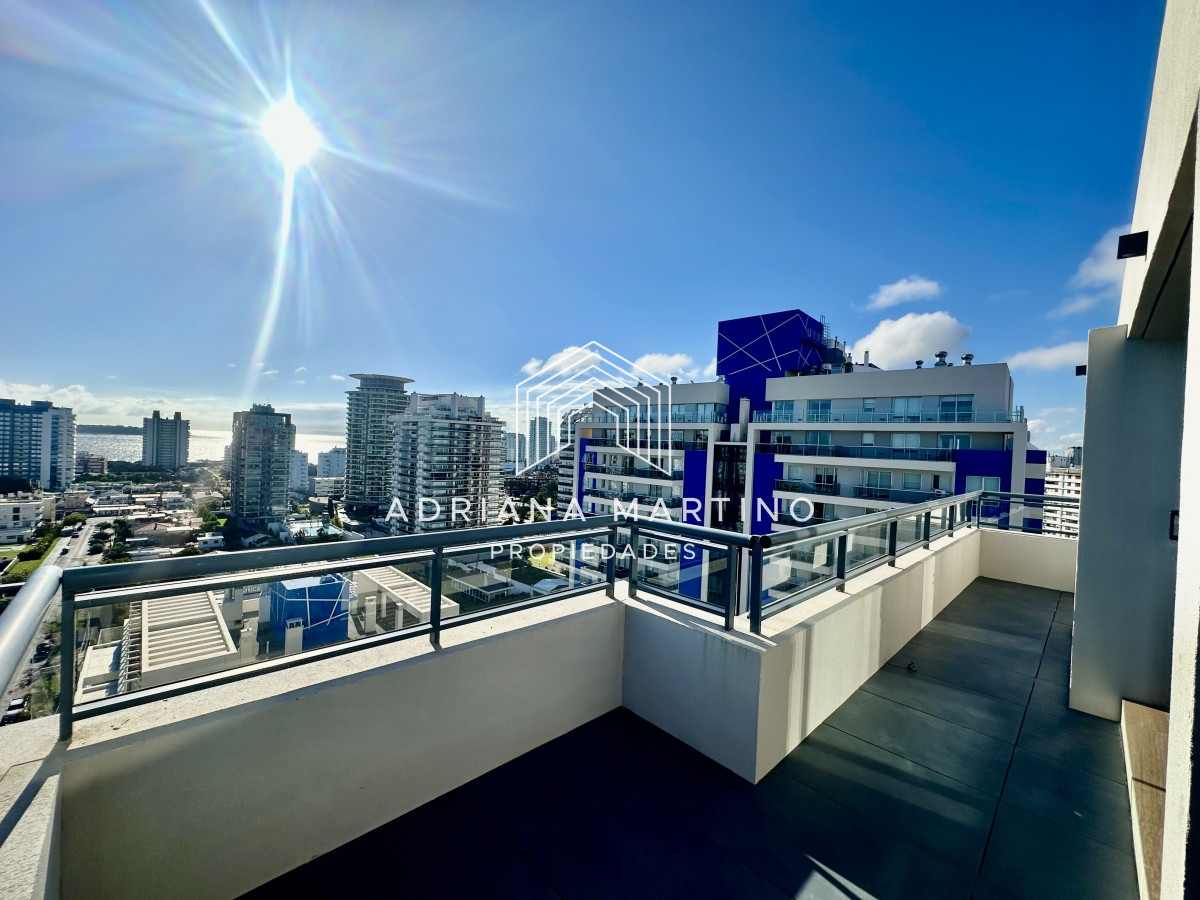 Apartamento ID.70626 - Hermoso penthouse en playa brava 