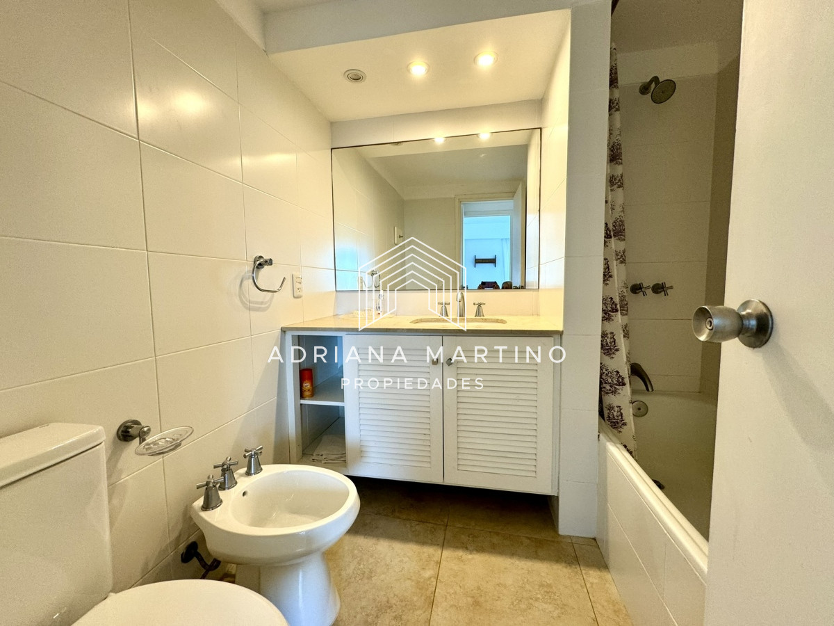 Apartamento ID.70767 - Magnifico paratmanto frente al mar en playa Brava - Punta del Este!