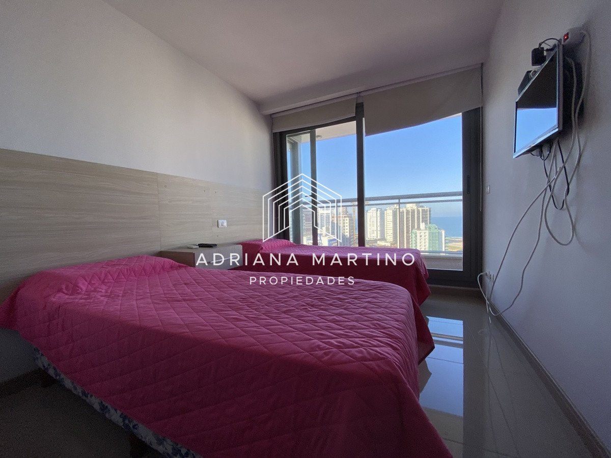 Apartamento ID.69144 - Excelente ubicación muy cerca del mar. Cómodo apartamento . Ambientes iluminados y amplios. 