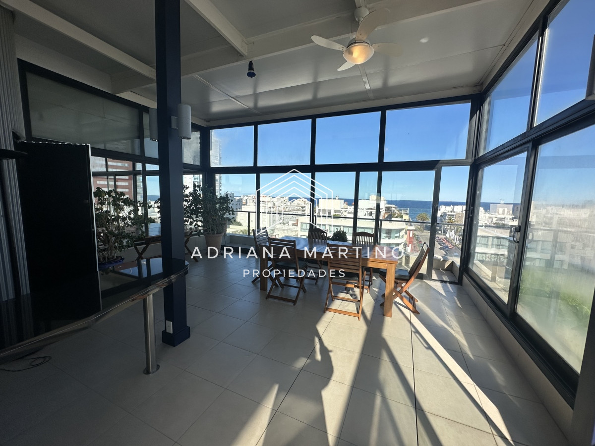 Apartamento ID.70421 - Hermosa y amplia unidad de lujo en el Puerto de Punta del Este