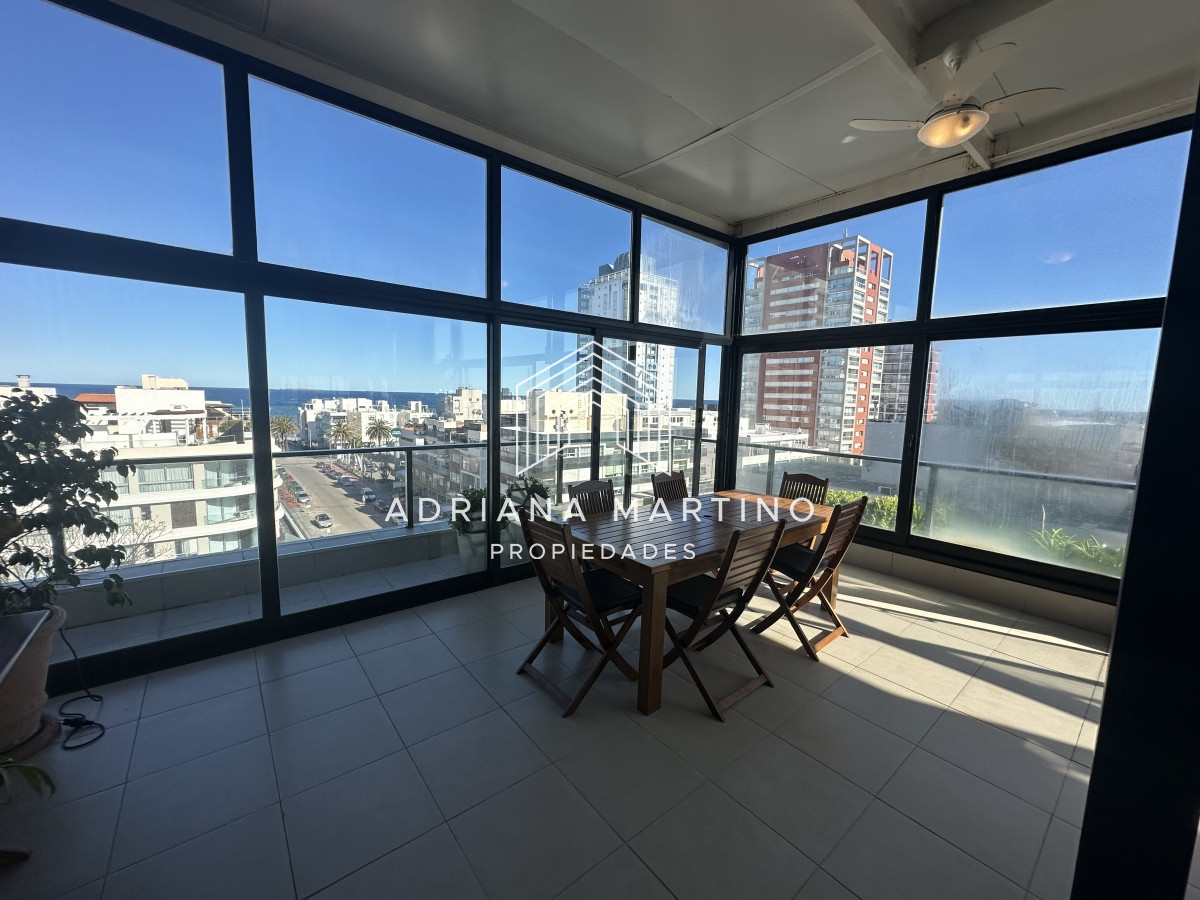 Apartamento ID.70421 - Hermosa y amplia unidad de lujo en el Puerto de Punta del Este