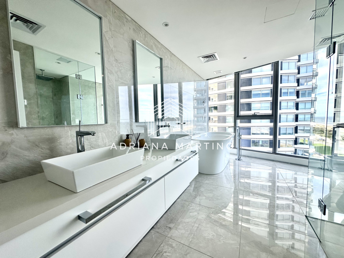 Apartamento ID.70946 - Excelente Apartamento en Playa brava 