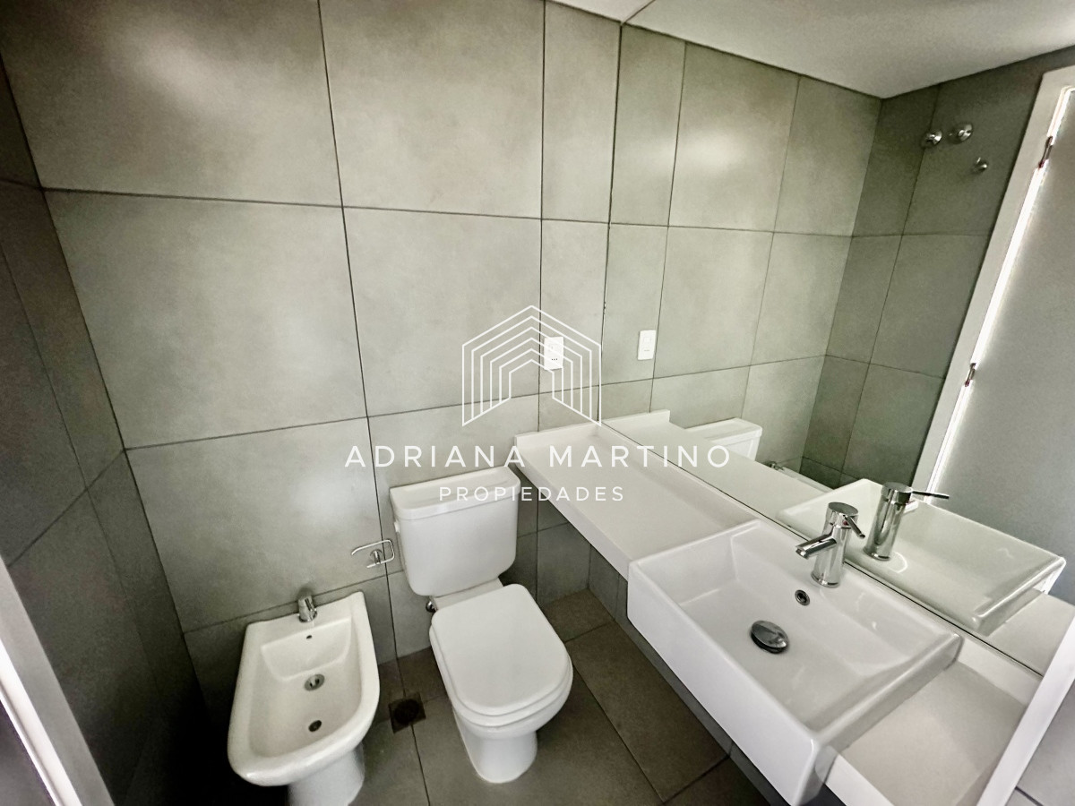 Apartamento ID.69953 - Excelente apartamento en playa brava 