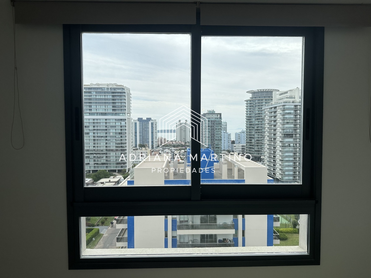 Apartamento ID.70532 - Excelente apartamento en playa brava 