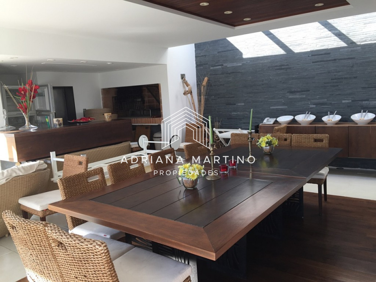 Apartamento ID.69322 - Espectacular departamento en primera línea de la brava 