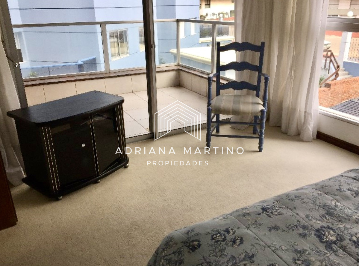 Apartamento ID.35885 - Hermoso apartamento con espectacular vista al mar, ubicado en península de Punta del Este.