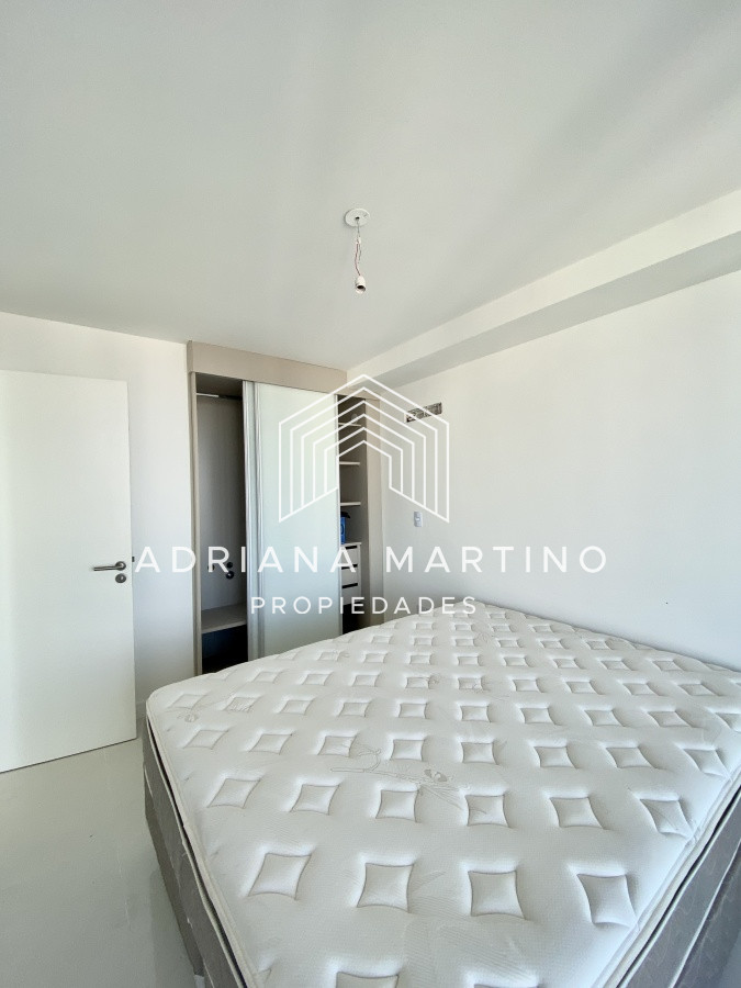 Apartamento ID.69745 - Unidad en piso alto sobre Chiverta 