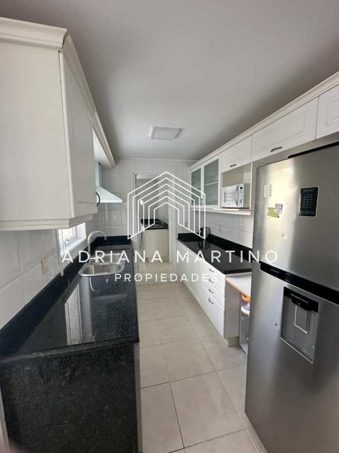 Apartamento ID.69357 - Hermoso y amplio apartamento en playa Mansa, Punta del Este!