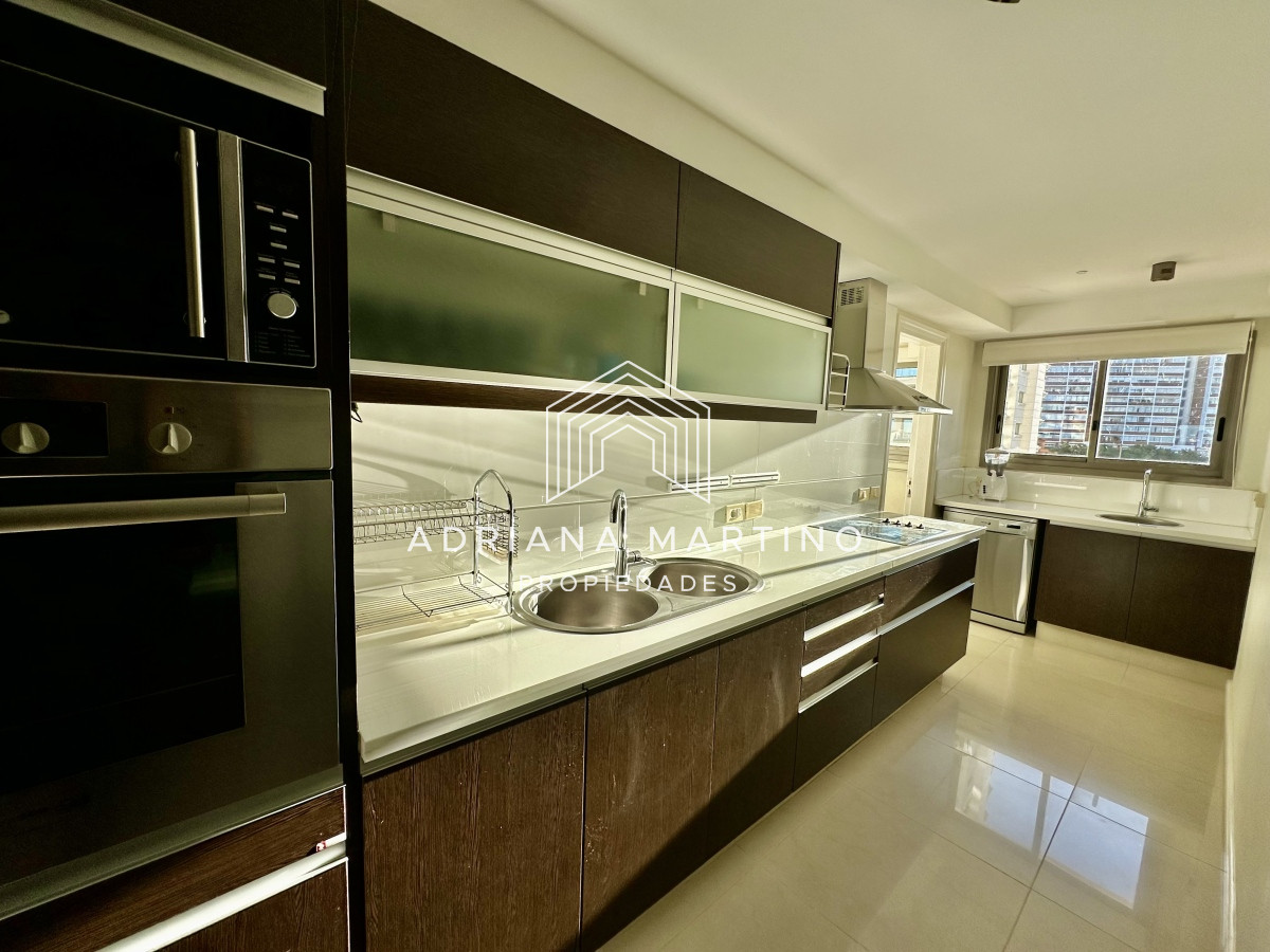 Apartamento ID.70824 - Cómoda planta en primera línea 