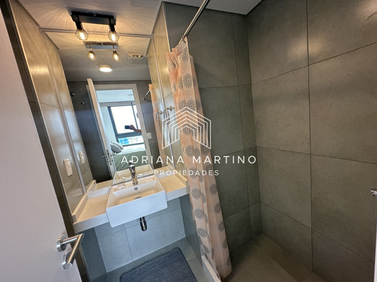 Apartamento ID.70532 - Excelente apartamento en playa brava 