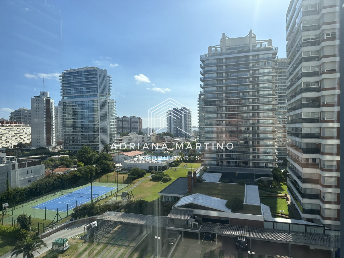 Apartamento ID.70577 - Hermoso apartamento en playa brava 