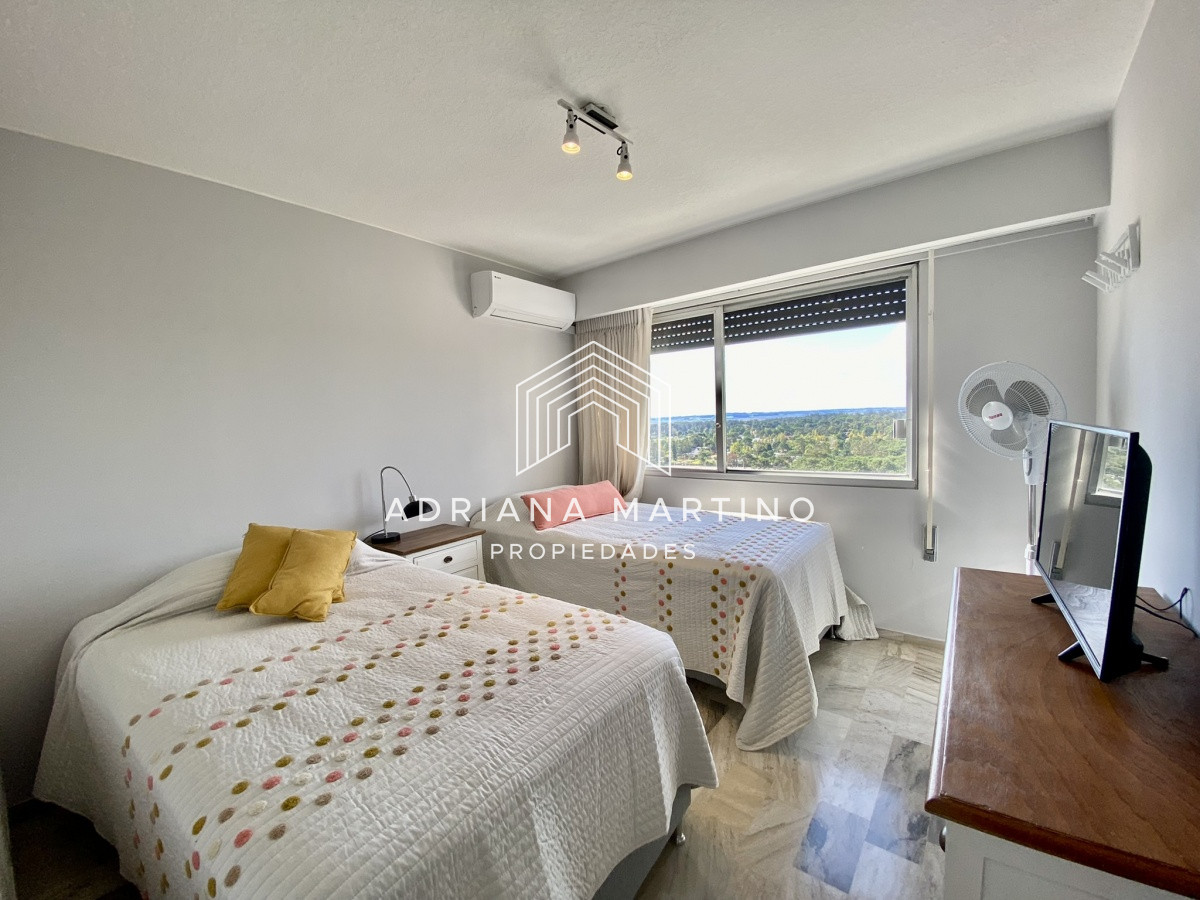Apartamento ID.69753 - Hermosa unidad en Av Roosevelt 