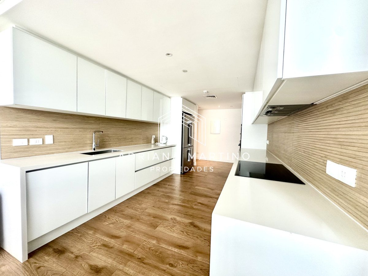 Apartamento ID.70946 - Excelente Apartamento en Playa brava 