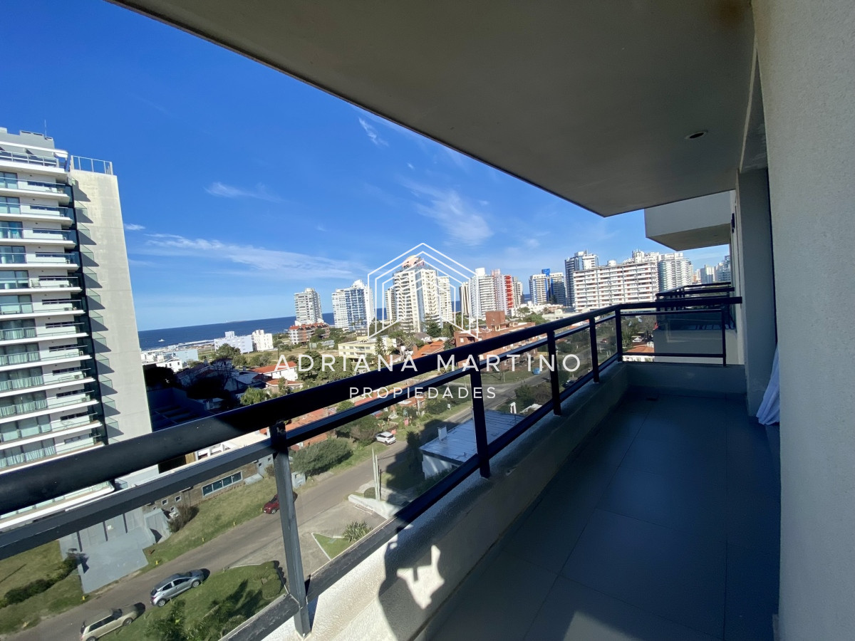 Apartamento ID.70186 - Brava muy cerca Del Mar edificio con servicios 