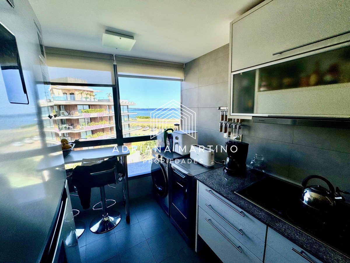 Apartamento ID.67231 - Espectacular Pent House en mansa con vista a la laguna.