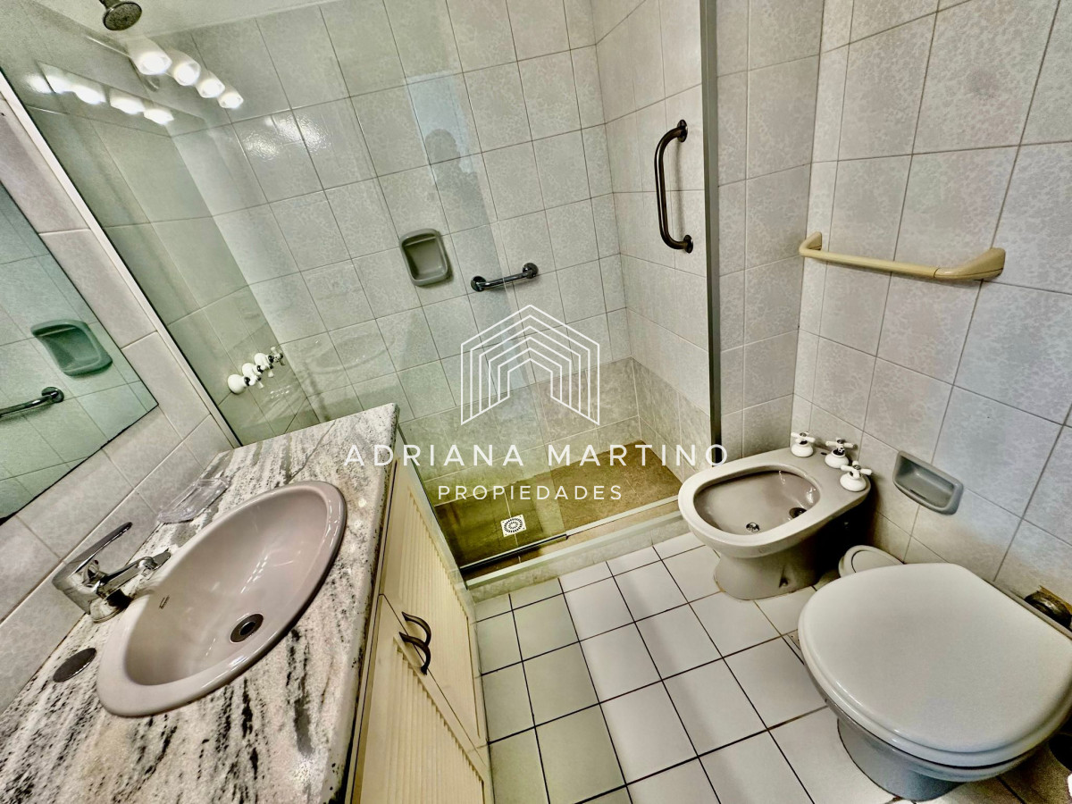 Apartamento ID.71145 - Excelente Apartamento ubicado en Península -Punta del Este!