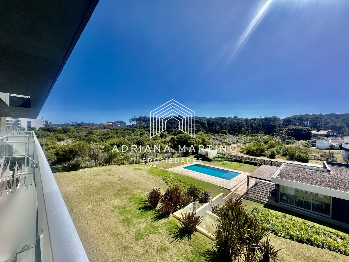Apartamento ID.70994 - Excelente apartamento en primera línea playa brava 