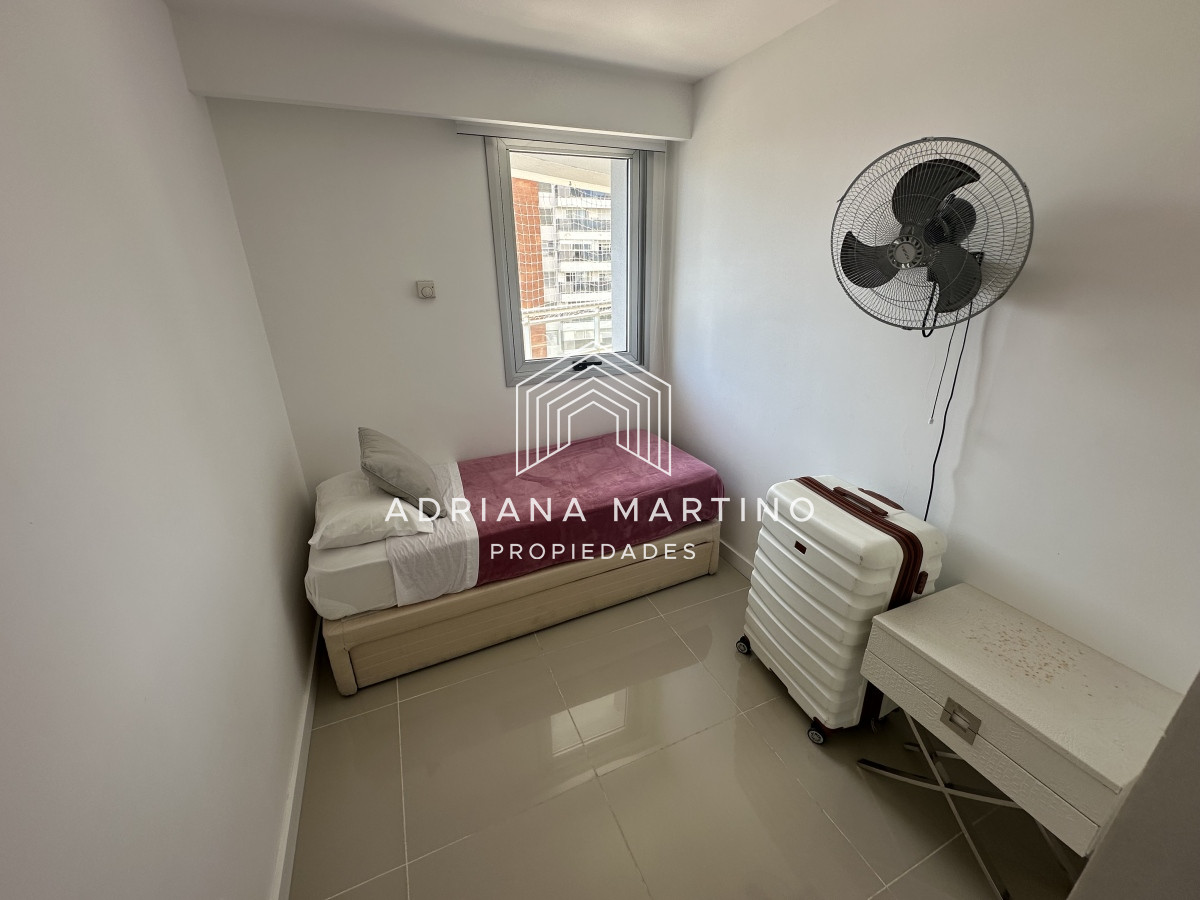 Apartamento ID.70577 - Hermoso apartamento en playa brava 
