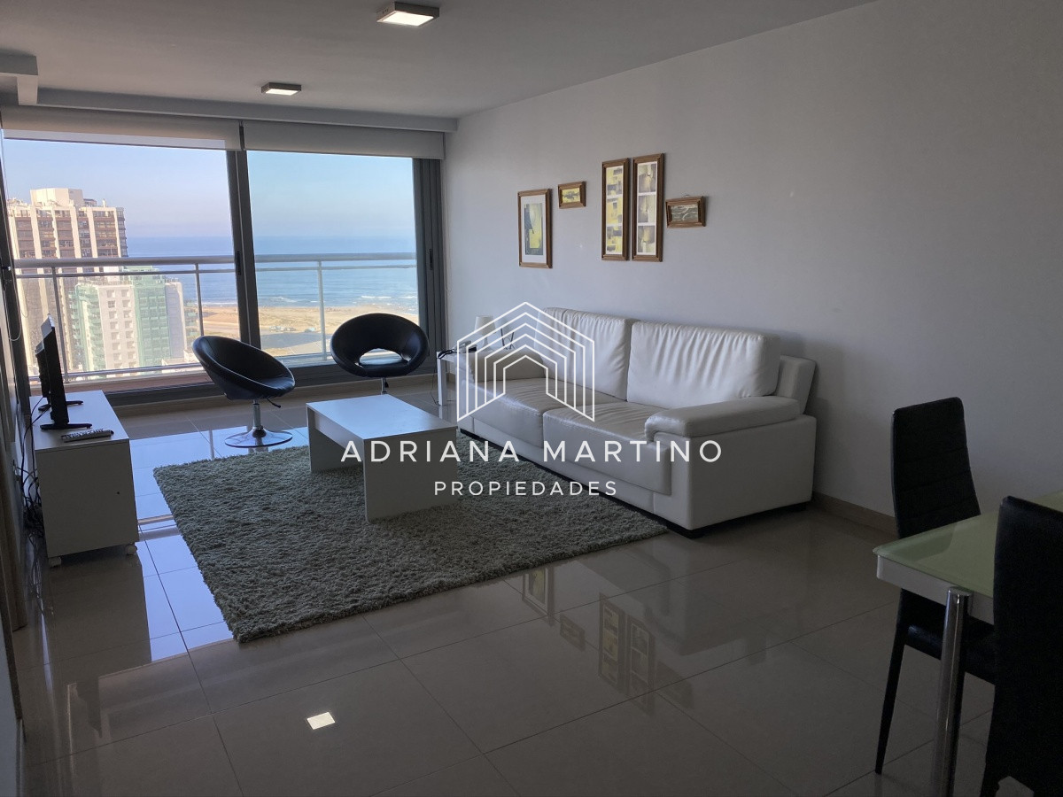 Apartamento ID.69145 - Espectacular apartamento ubicado en Aidy Grill Punta del Este con vista al mar. 