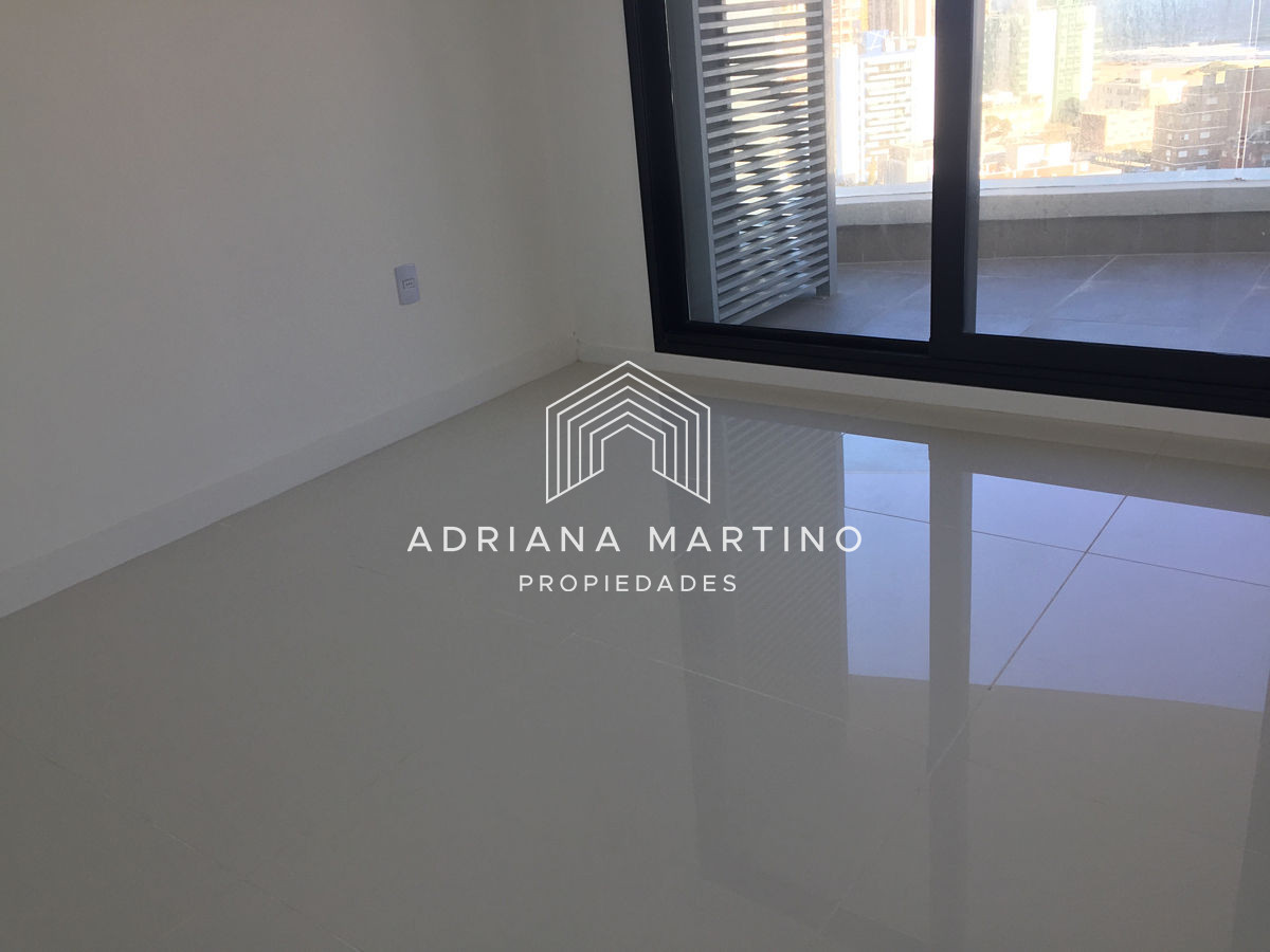 Apartamento ID.36943 - Muy lindo apartamento ubicado Av. Chiverta Punta del Este.