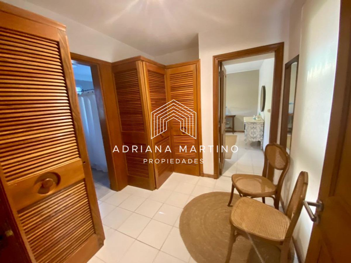Apartamento ID.70109 -  Hermoso apartamento en playa brava en primera linea con vista al Mar