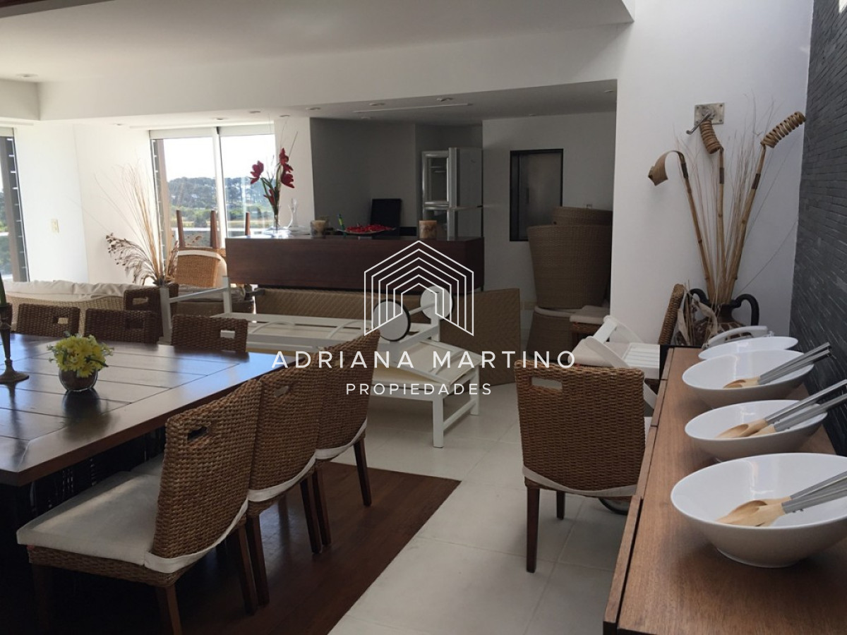 Apartamento ID.69322 - Espectacular departamento en primera línea de la brava 