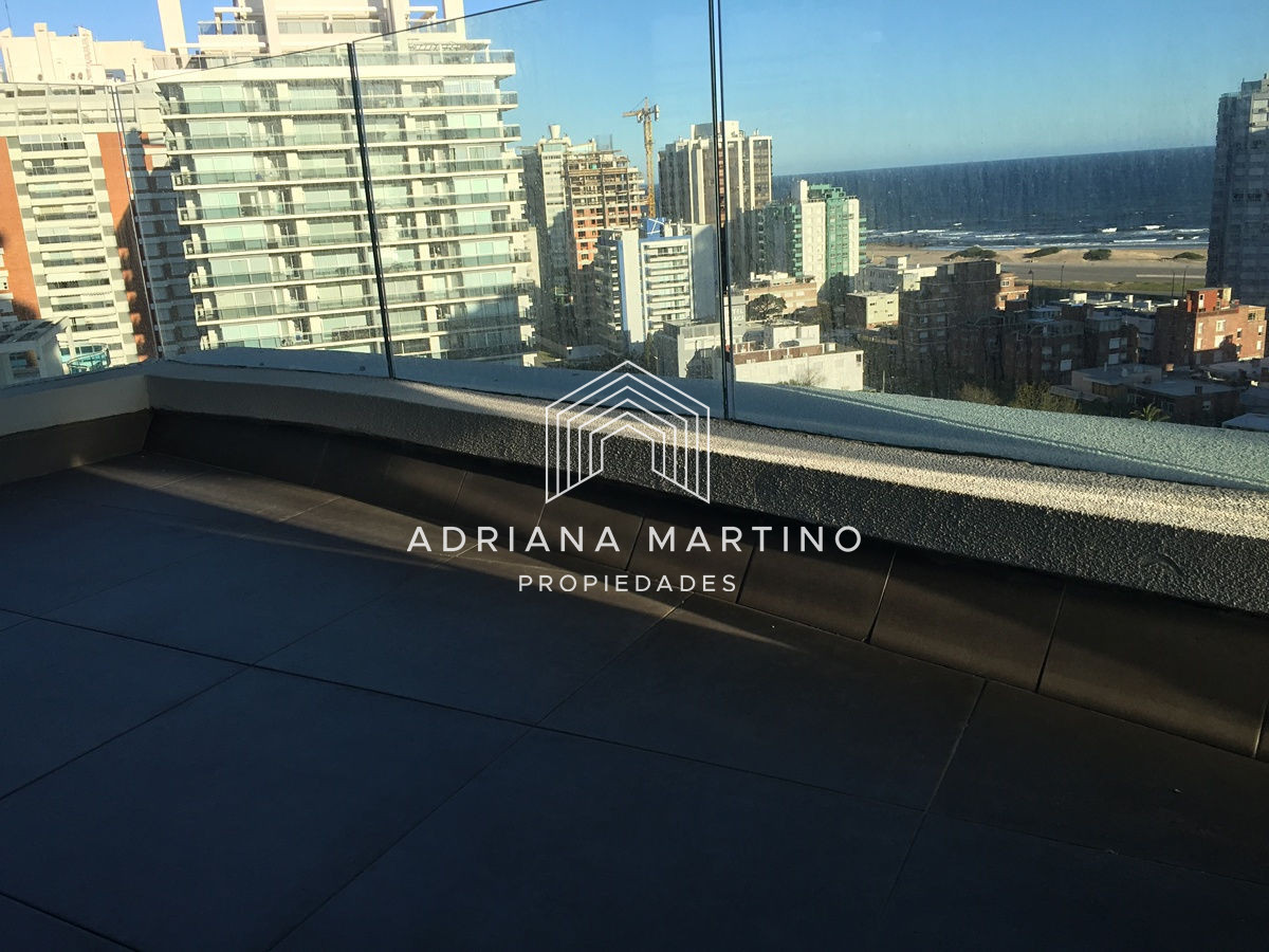 Apartamento ID.36944 - Hermoso apartamento ubicado en Av. Chiverta Punta del Este.