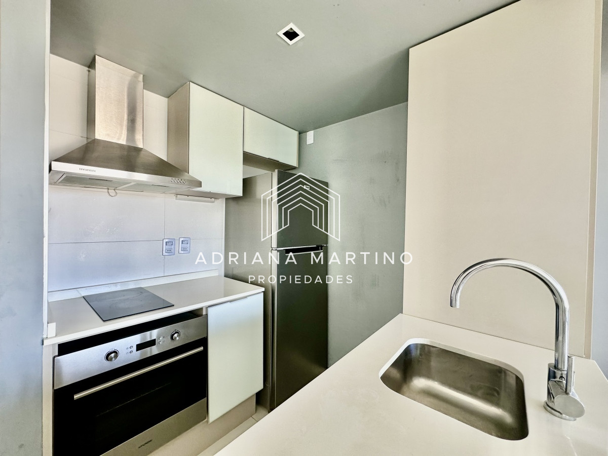 Apartamento ID.70788 - Excelente apartamento en alquiler anual 