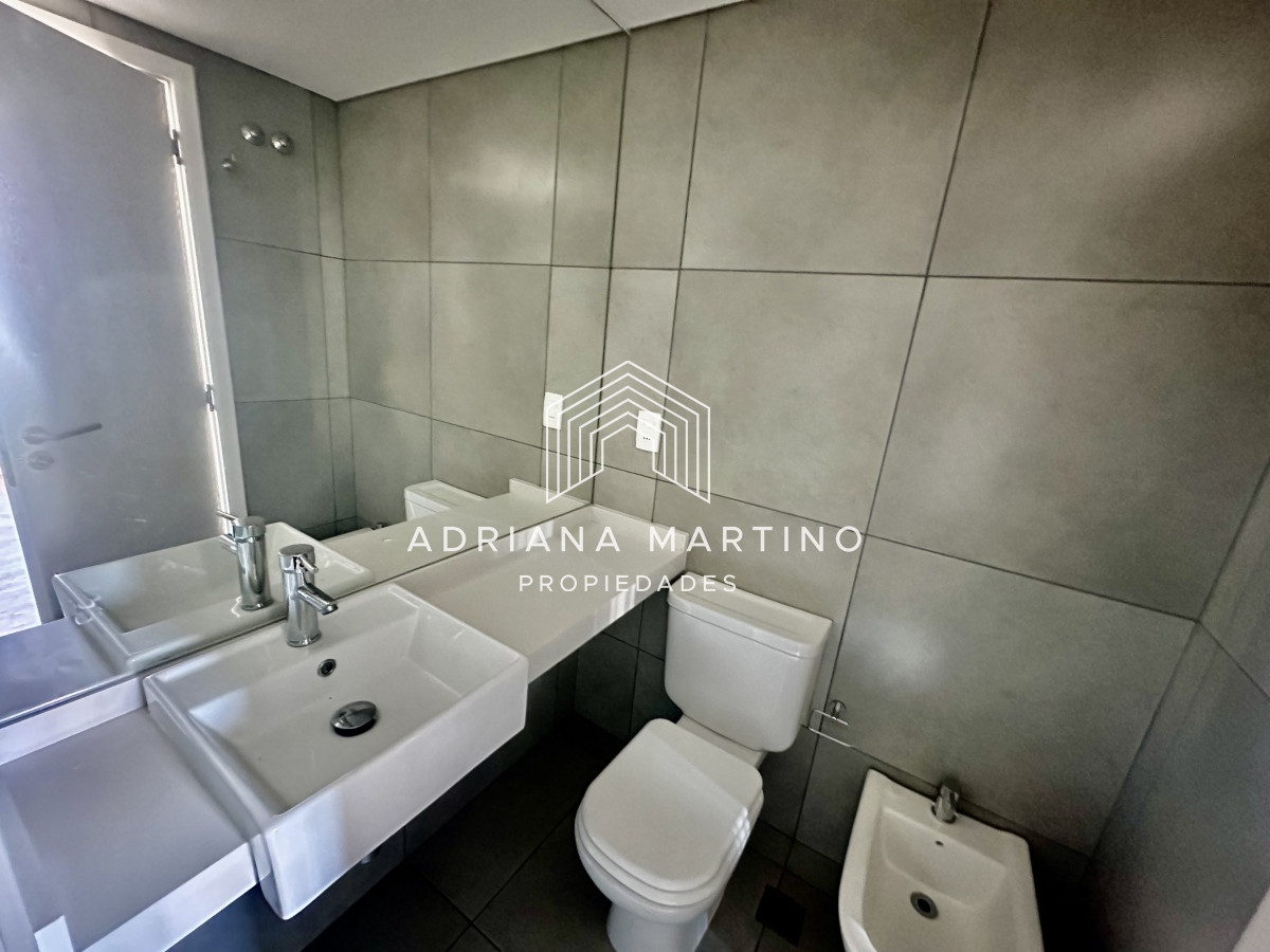 Apartamento ID.69953 - Excelente apartamento en playa brava 