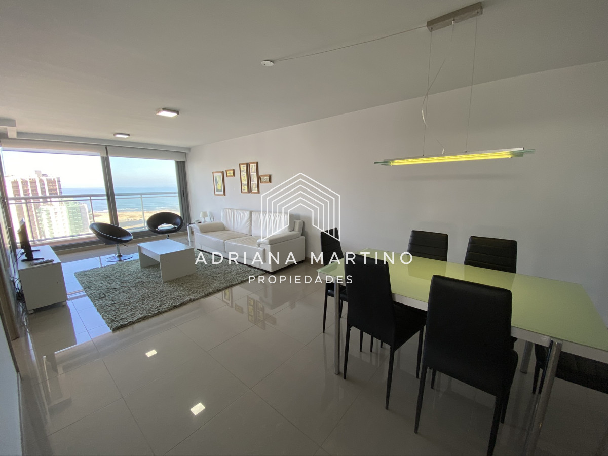 Apartamento ID.69145 - Espectacular apartamento ubicado en Aidy Grill Punta del Este con vista al mar. 