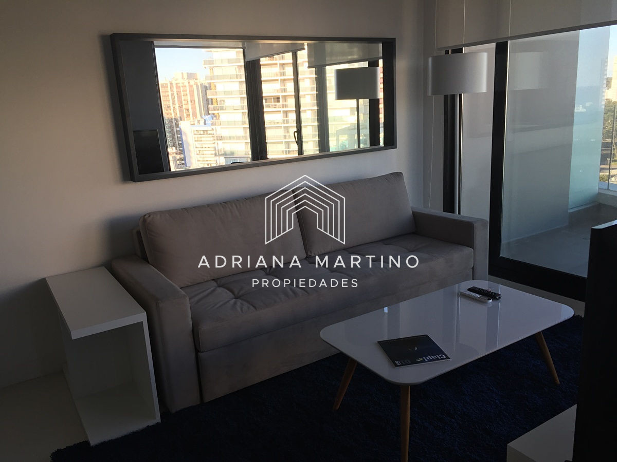 Apartamento ID.33199 - Hermoso apartamento sobre Av. Chiverta Punta del Este.