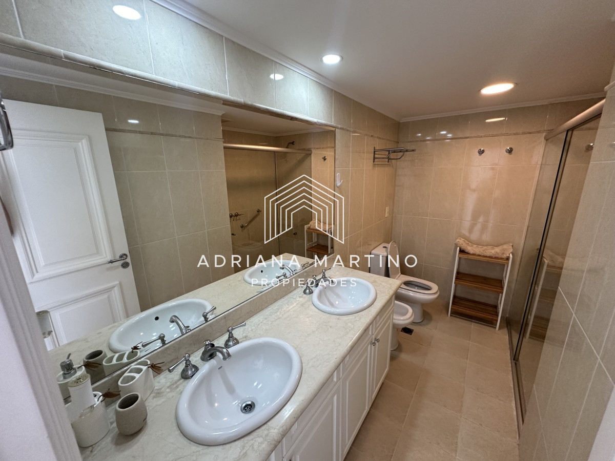 Apartamento ID.39479 - Excelente apartamento de categoría en primera línea
